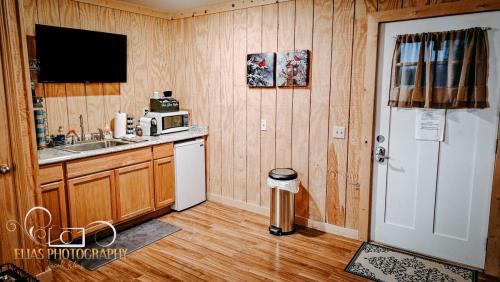 Standard Duplex Cabin #3 - Main Area